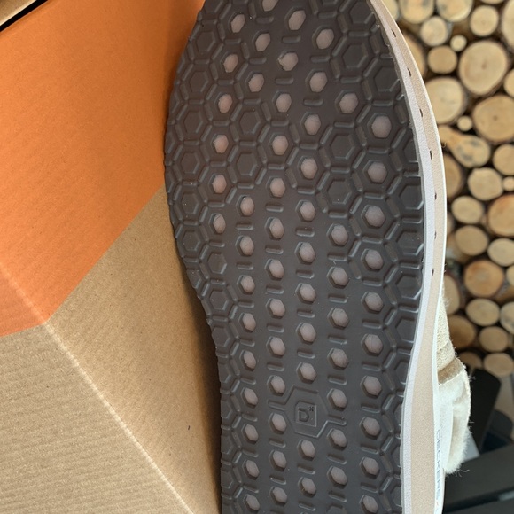 NWT Deckers X Lab ladies boot - Picture 3 of 5